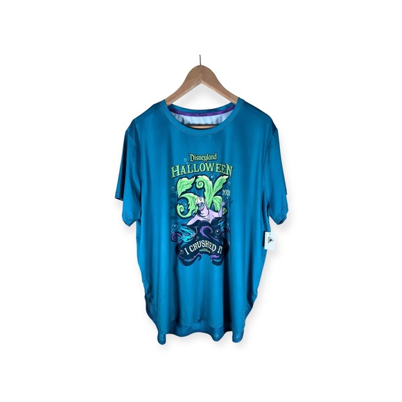Disney Tops - NWT Disneyland 2025 Haloween Graphic Finisher T-Shirt